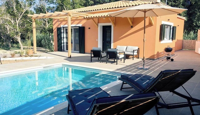 Villa Monteverde- Secluded Modern Villa in Nature in Corfu