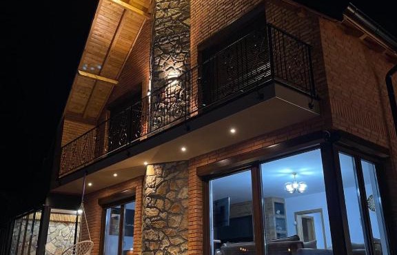 Villa Ozoni - Jezerc in Ferizaj