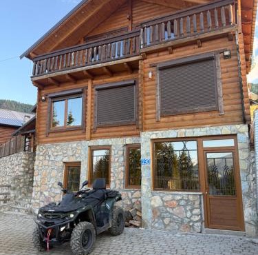 Villa Peak in Peje