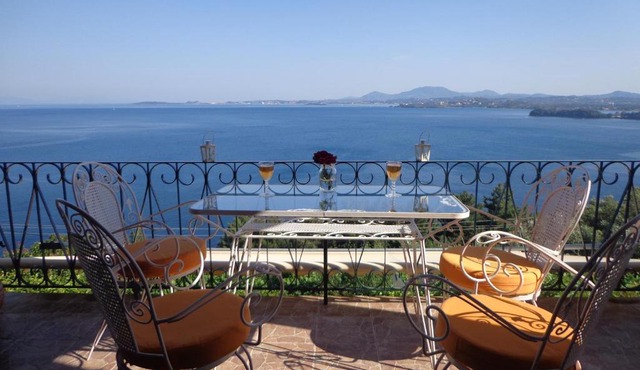 Villa Pergola in Pyrgi
