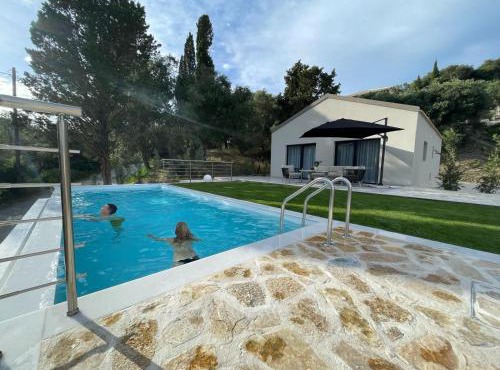 Villa Rinoula-private pool in Vitalades