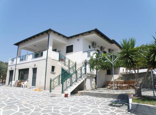 Villa Rodia 4 guests in Potos