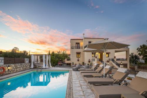 Villa Rosemary - Luxury Nature Escape in Roussospítion