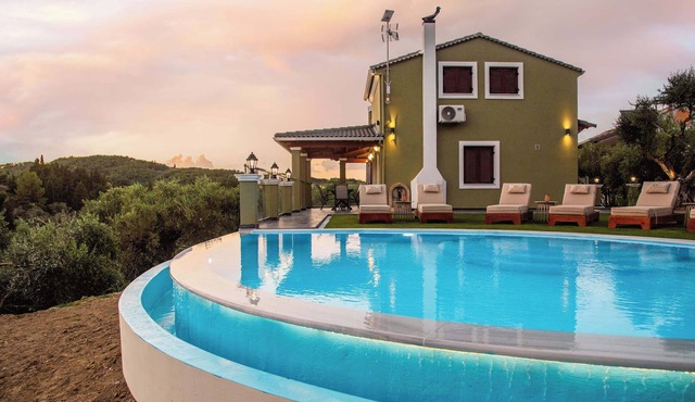 Villa Socrates Gardeno Luxury Sea View Pool Escape in Gardenos