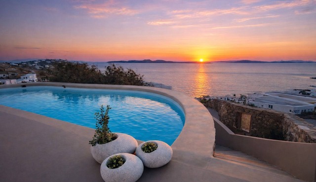 Villa Vanita Sea and Sunset View, close to Beach, Mykonos Town and all Hot Spots