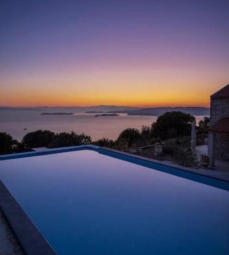 Villa Vouno - luxury and privacy in the Aegean