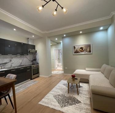 Villa VSV :Second Flat + Parking in Bathore
