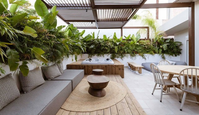 Welcome to this stylish and modern ground-floor apartment. in Kalithies