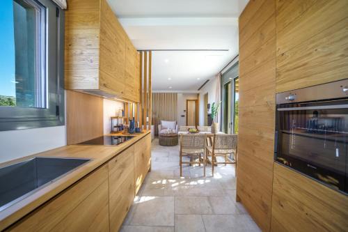 WEST VILLA by CYAMES in Gavalochori