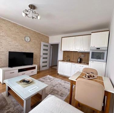White Apartment in Prishtinë