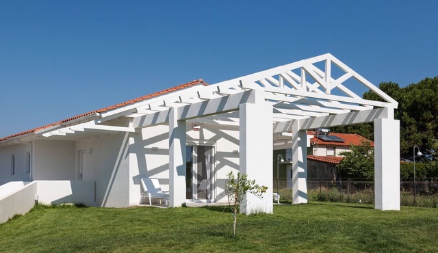 White Villas GV by Interhome