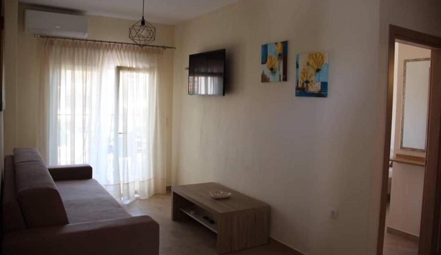 Xanthiotis Apartments in Skala Rachoniou