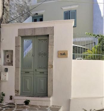 Yalitzi in Symi