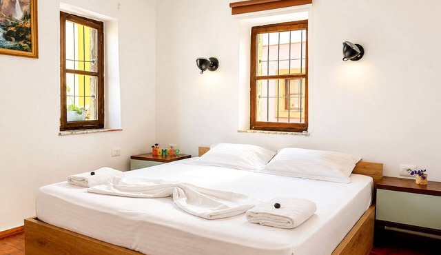 Your home away from home! 2 storey house in the heart of Korçë! in Korçë