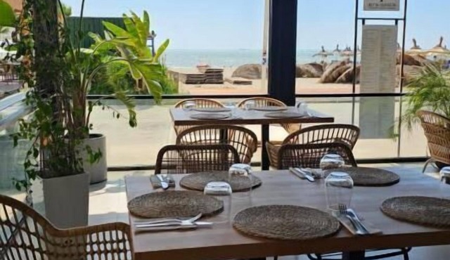 Zena Hotel in Rrashbull