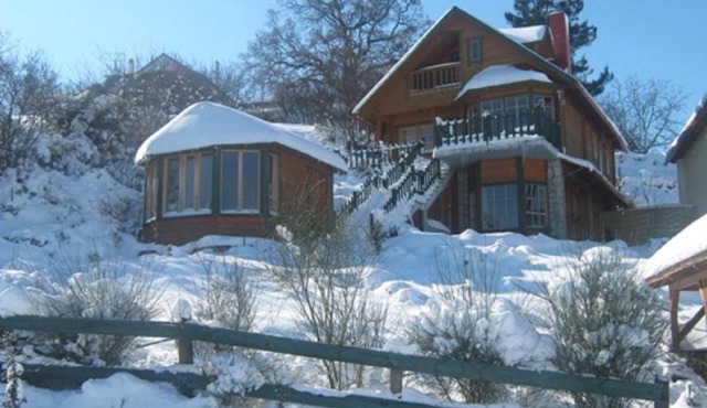 Zeus-village Chalet in Mólos