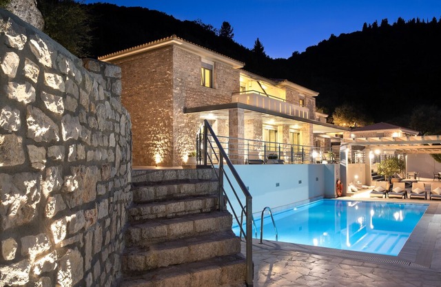 1-bed apartment in resort with Swimming Pool and Sea View. Breakfast included. in Lefkada
