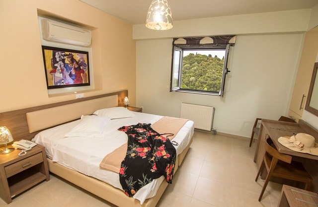 One Bedroom Apartment with a breezy Sea-View balcony. Breakfast included. in Lefkada