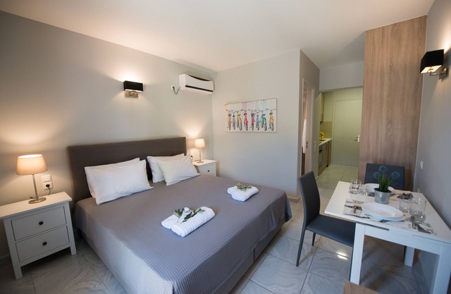 REGALO STUDIO KARIOTES/FLAT 2 in Καριώτες