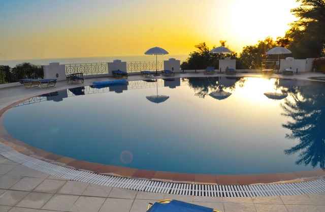 Studio Apartments Maria with Pool and Amazing View - Agios Gordios Beach in Agios Gordios