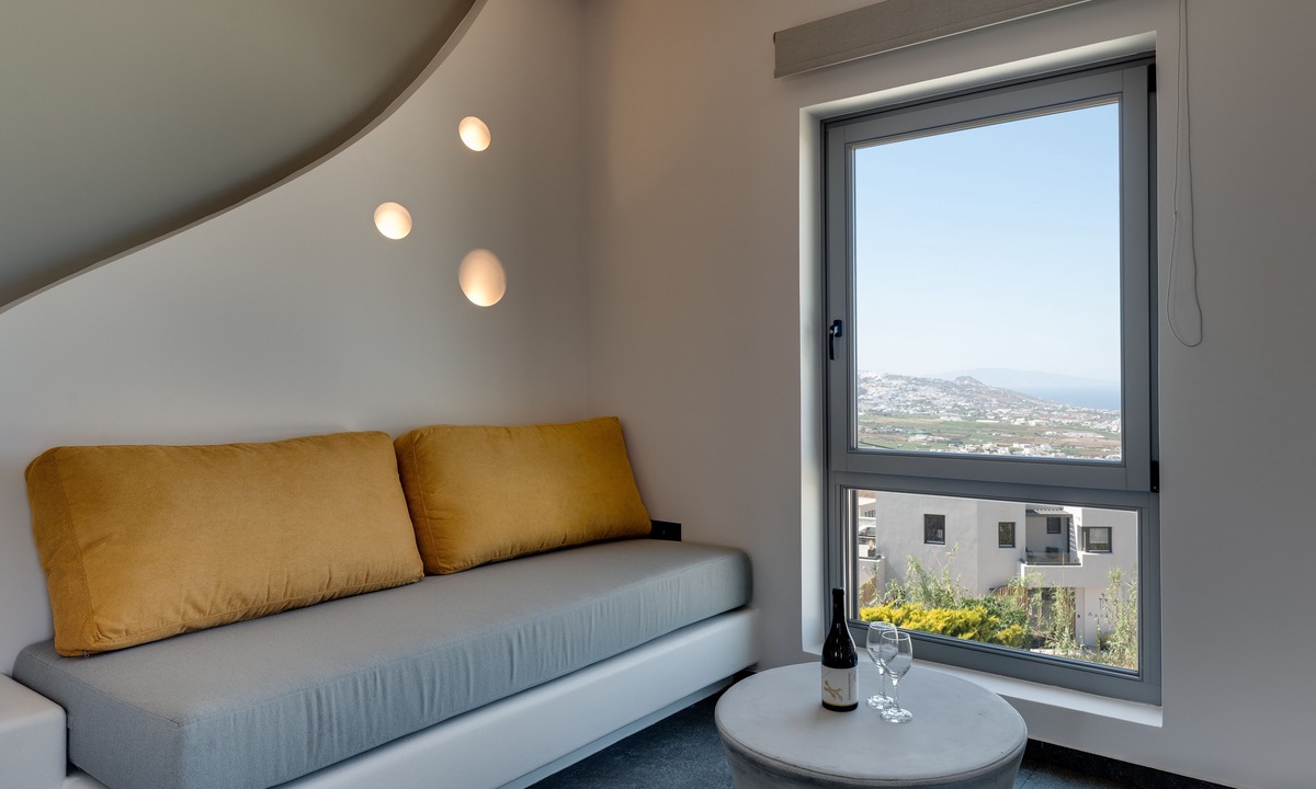 Pyrgos Hotel | Elements Cozy Suites
