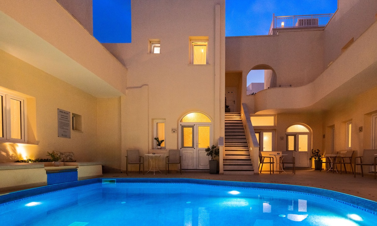Firostefani Hotel | Reverie Santorini Hotel