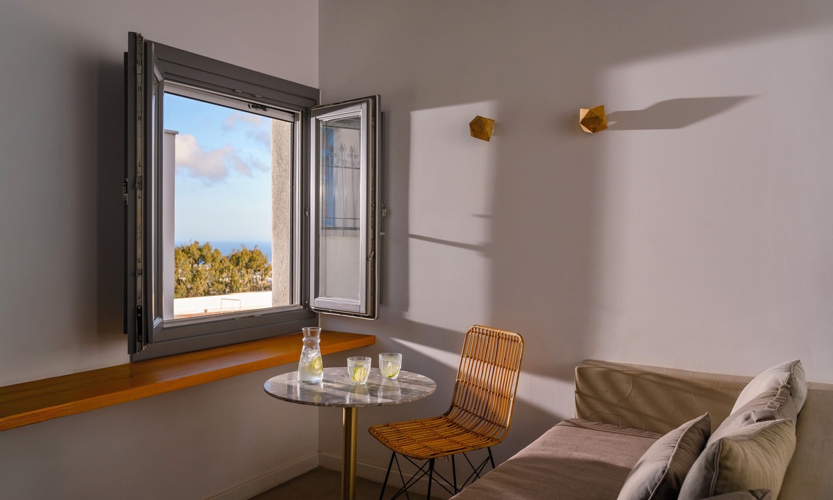 Fira House | Lemon Suites Santorini