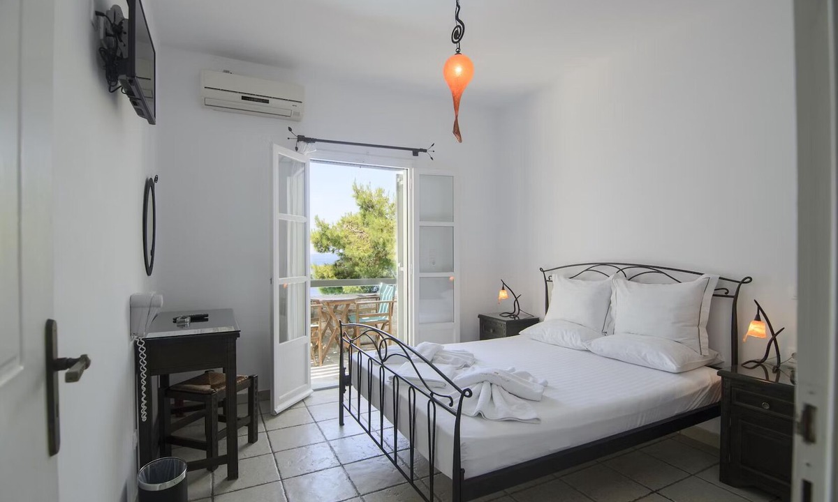 Aegiali Hotel | Yperia Hotel