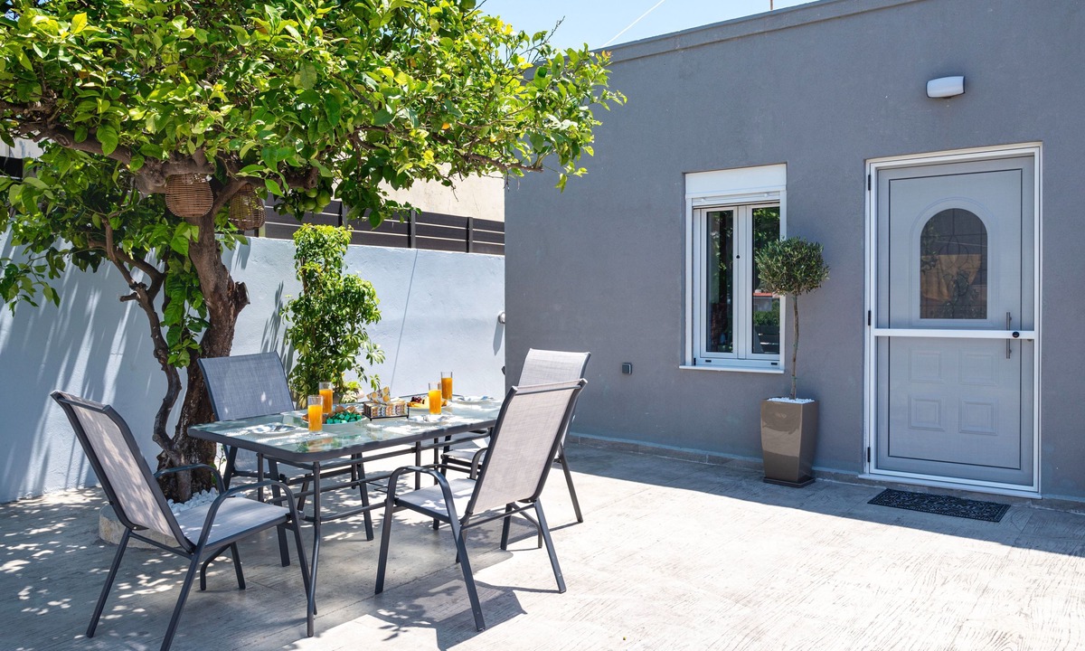 Filerimos House | Avli Village House With Private Jacuzzi