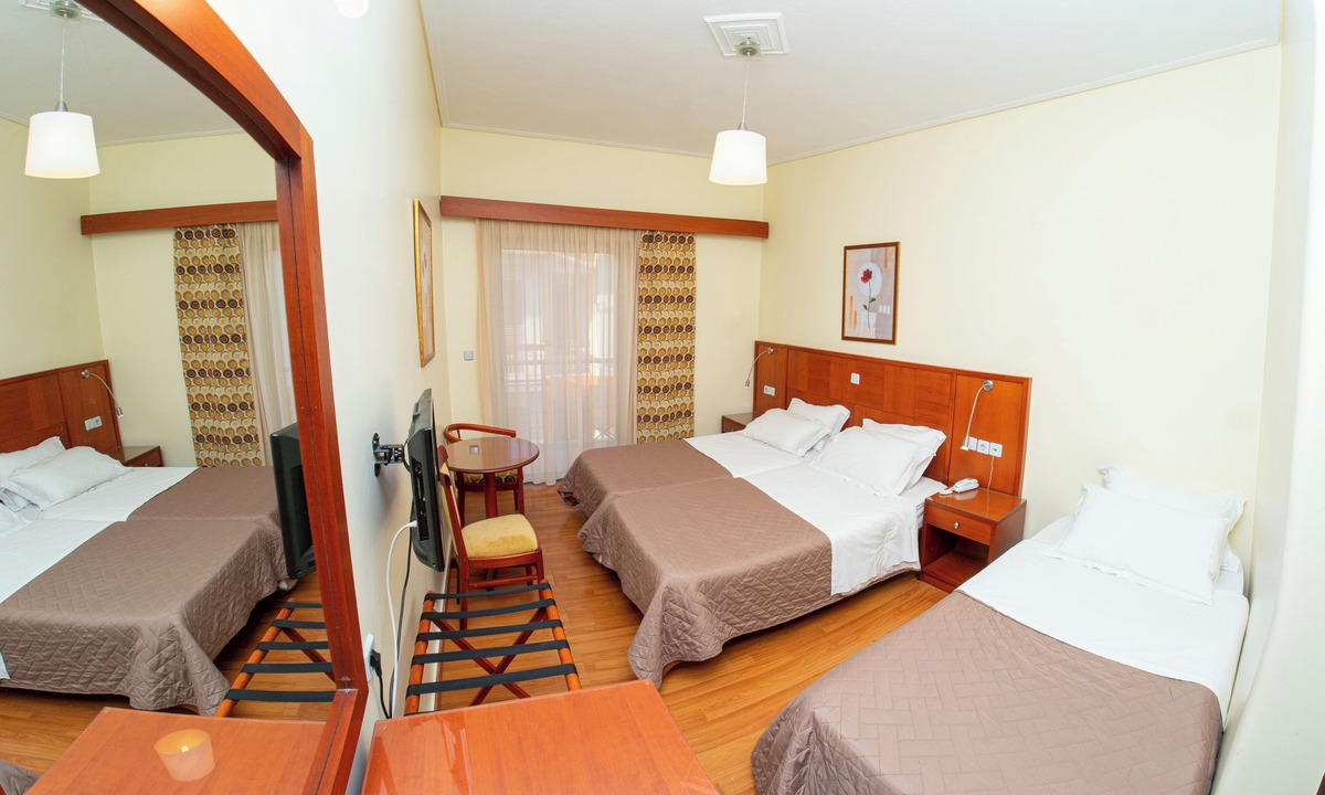 Loutra Ypatis Hostel | HOTEL ENA