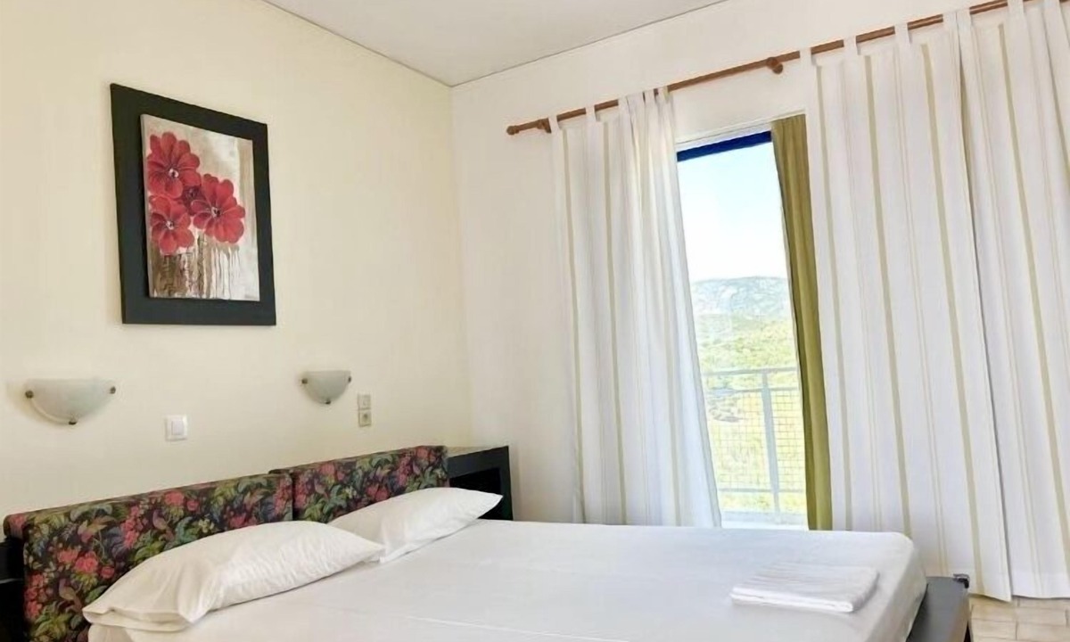 Karavomilos Apartment | Bay Holiday Hotel & Spa