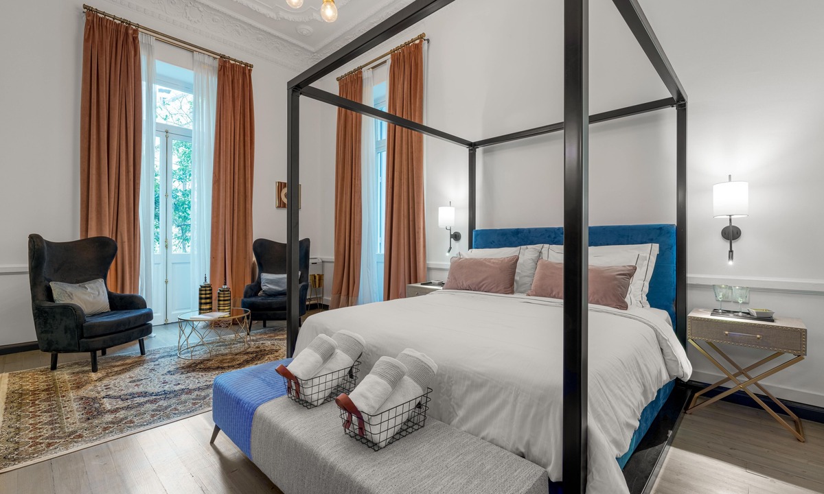 Plaka Apartment | Presidential Suite by 2 Mazi Suites