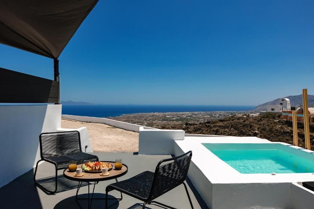 Vourvoulos Apartment | Lackos Luxury Suites
