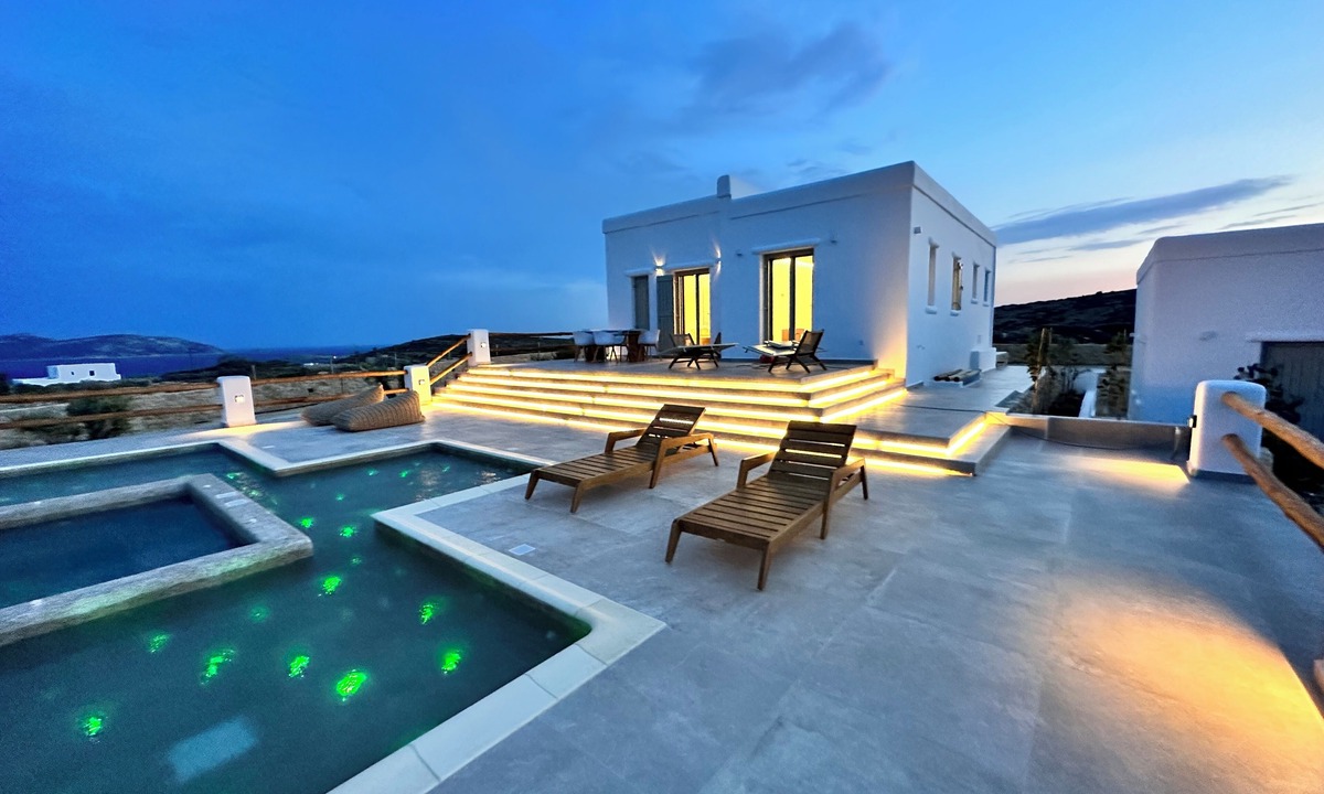 Koufonisia Villa | Aeris suites pori