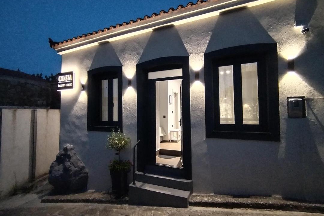 Mantamados Apartment | CONSTA Luxury House