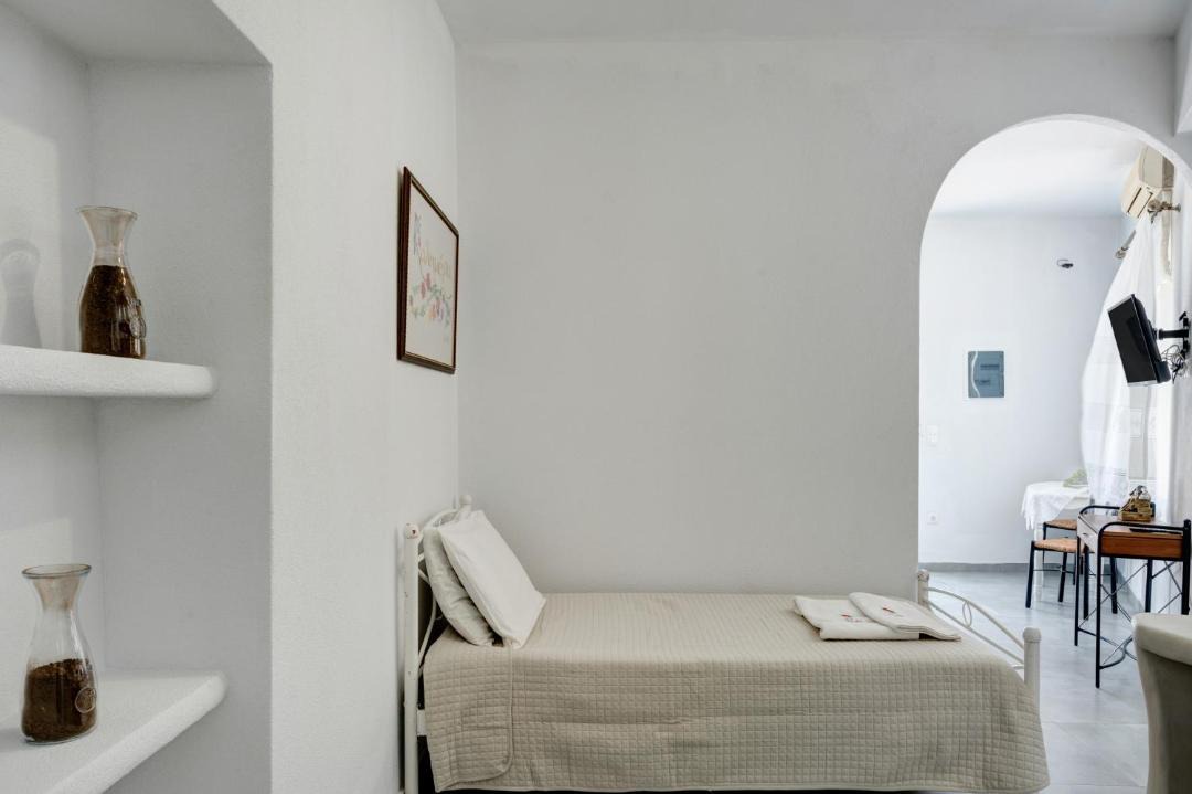 Amorgos Town Apartment | Politimis Studio N5
