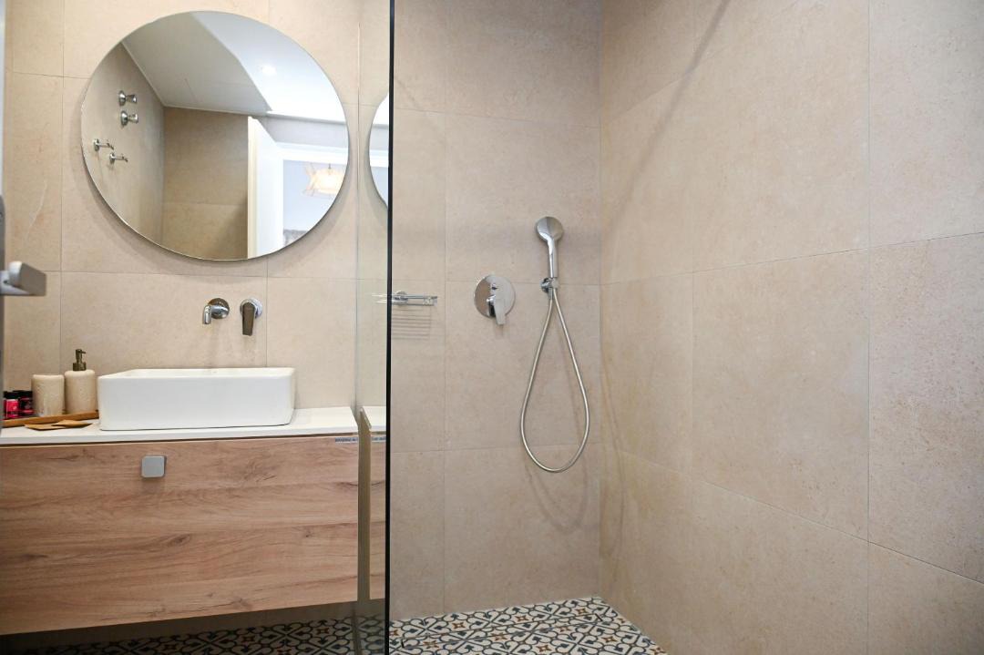 Mandrakia House | Mandrakia Living House