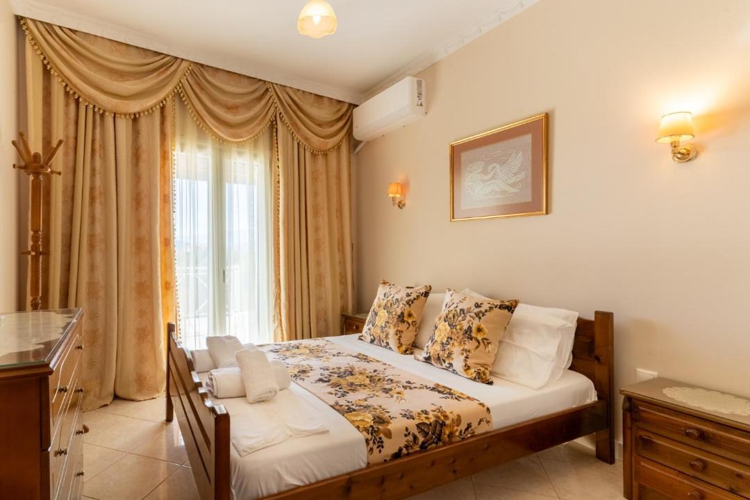 Saronikos House | Luxury Country House