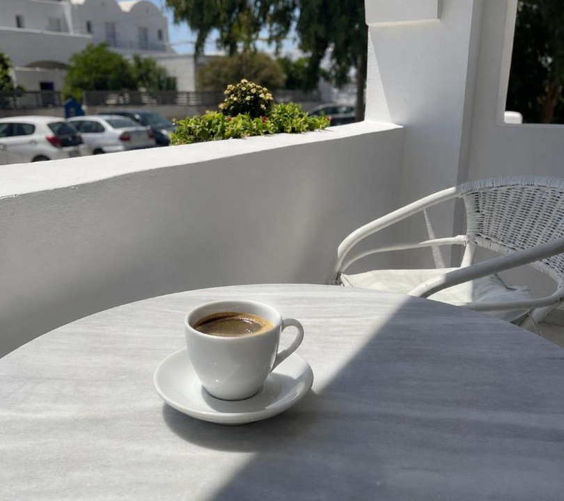Perissa Apartment | Villa Nefeli