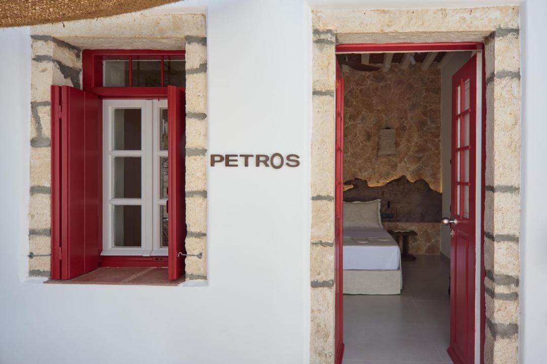 Psathi Hotel | Oikia Pouloudi