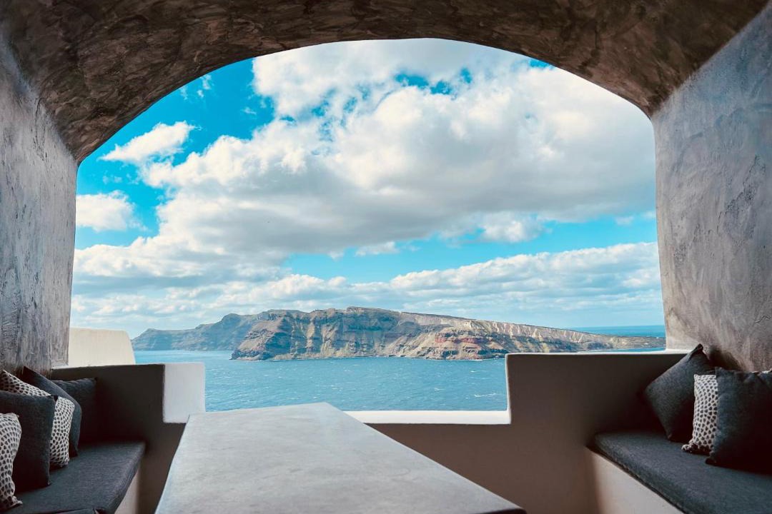 Oia House | By The Mill
