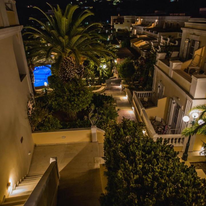 Gourna Hotel | Crithoni's Paradise Hotel