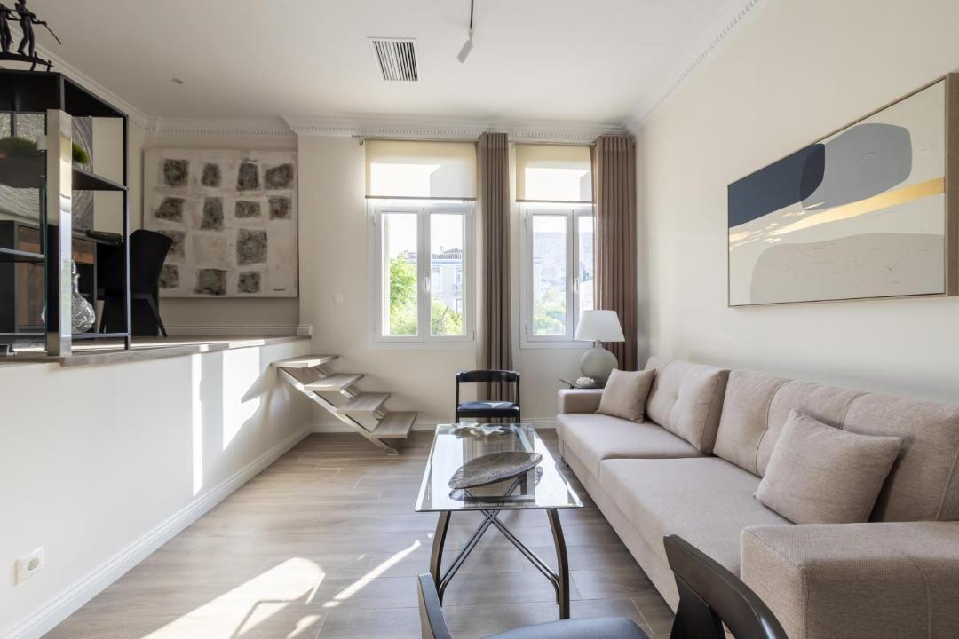 Plaka Apartment | Historic Plaka's Deluxe Apartment