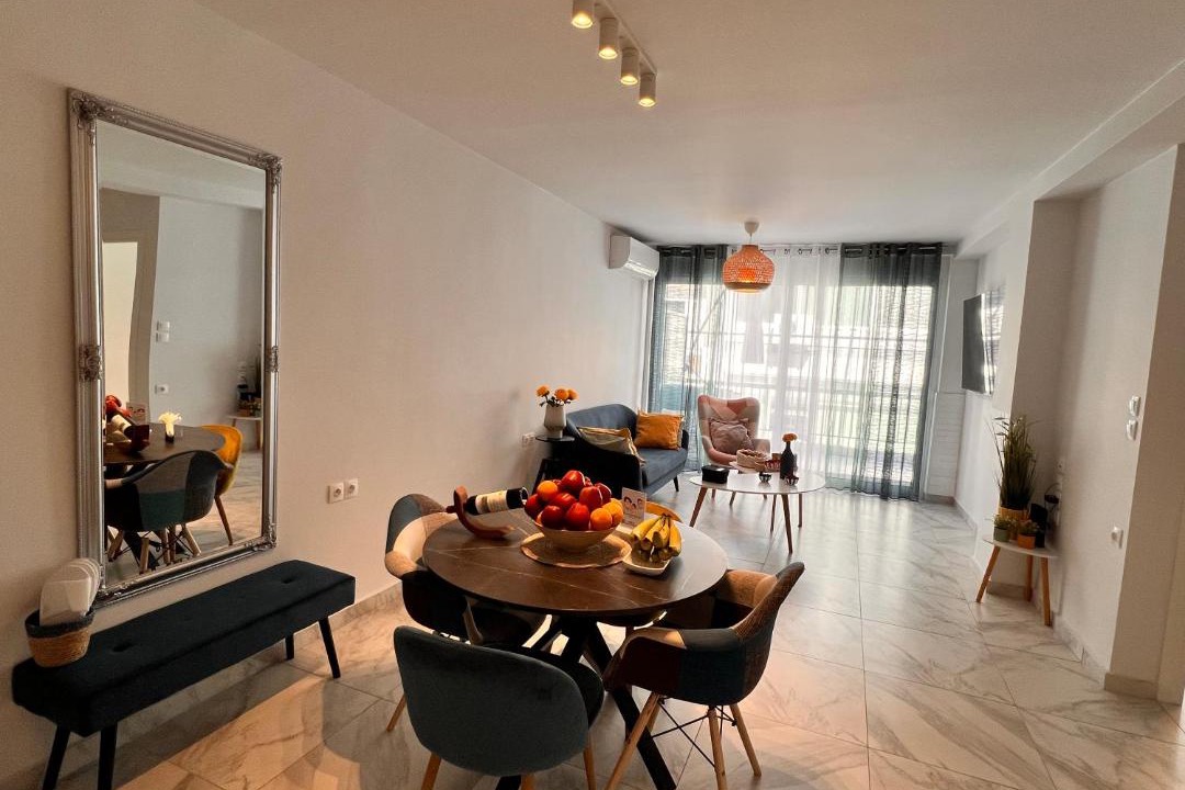 Monastiraki Apartment | Casa de Tres Hermanos in the heart of Athens