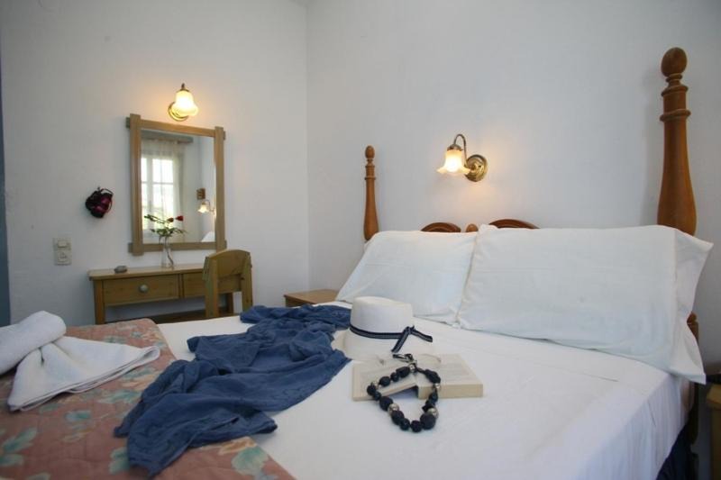 Skopelos Town Hotel | Dolphin Hotel