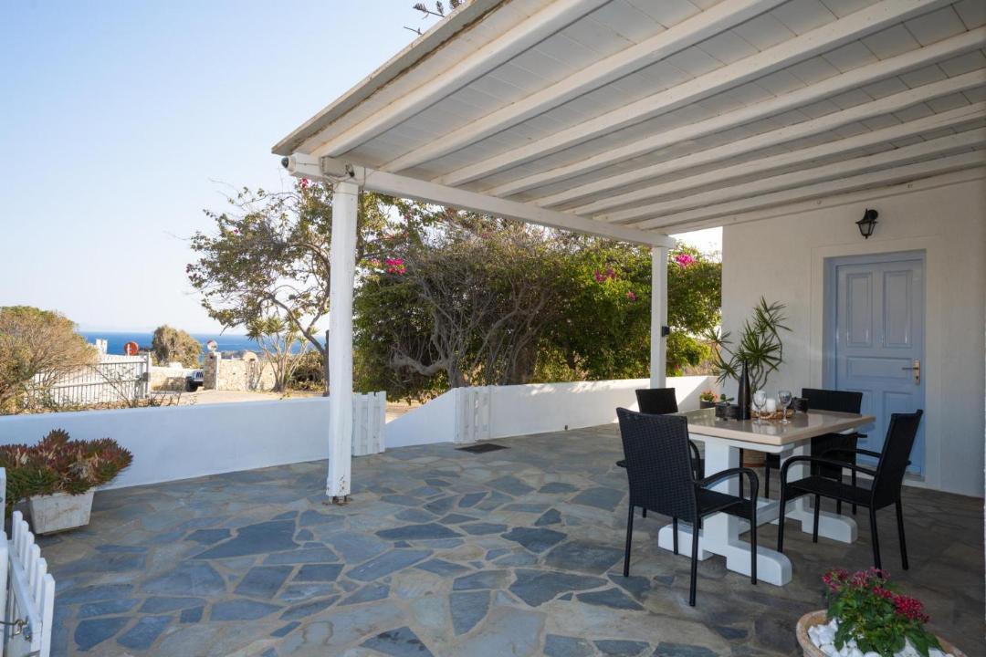 Platis Gialos House | Traditional Mykonian House with sea view!
