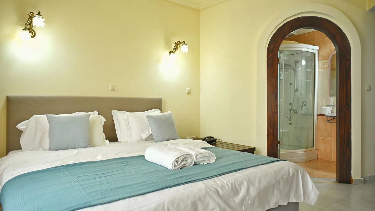 Photo of Bedroom in Neos Kosmos