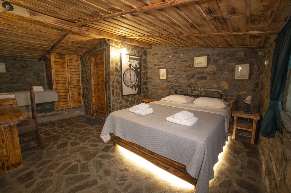 Photo of Bedroom in Agios Kirykos