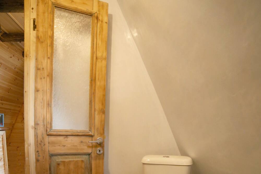 Photo of Bathroom in Agios Kirykos