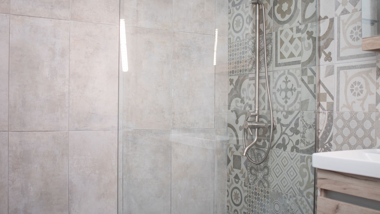 Photo of Bathroom in Ioannina Town Centre